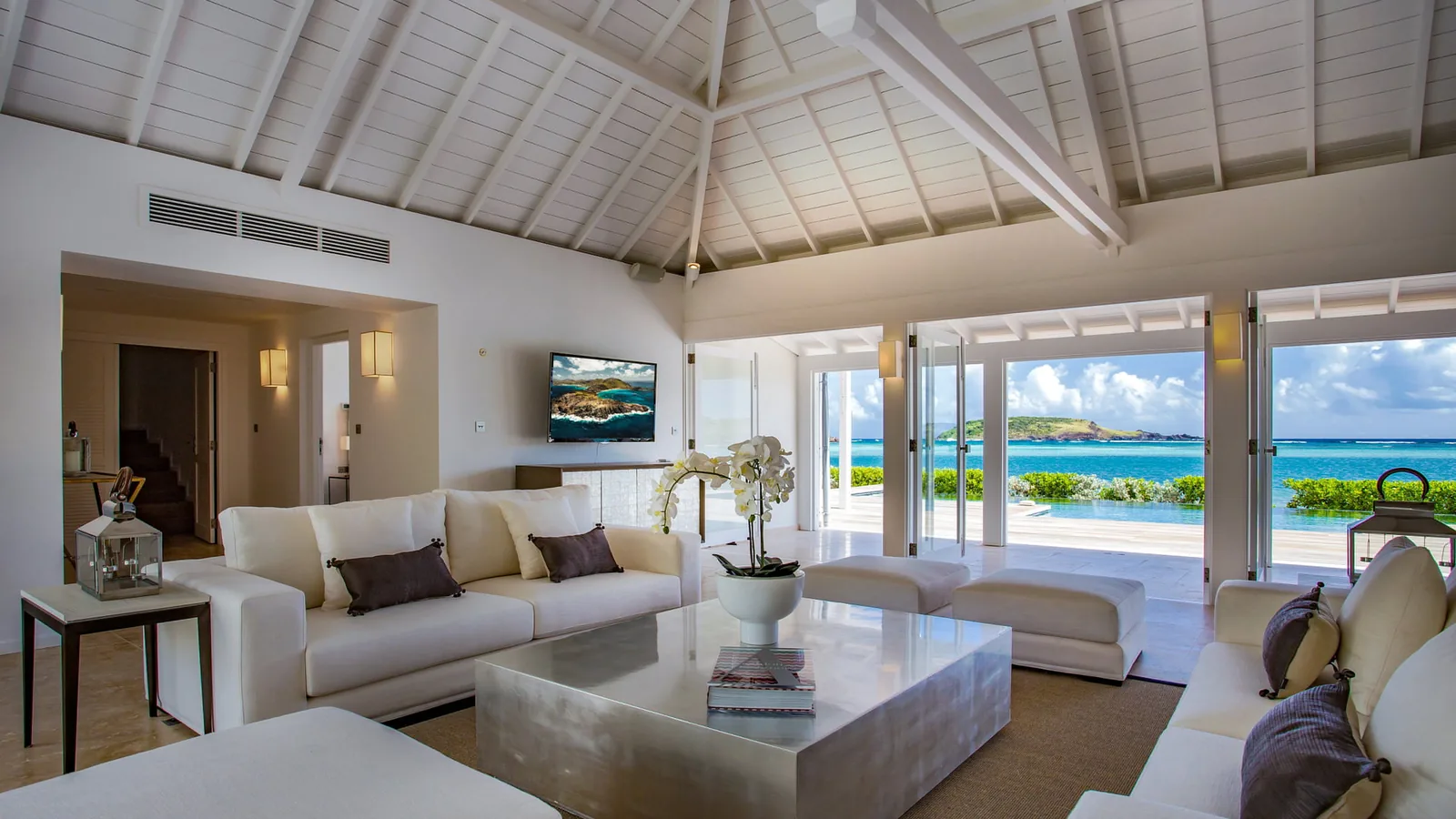 Fitness room inside villa AQUA