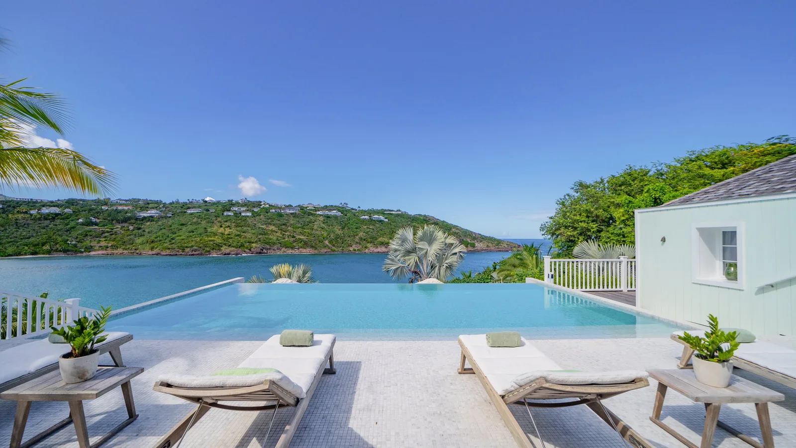 Private pool at CAPTIVA, a five-bedroom villa in Marigot, St Barth