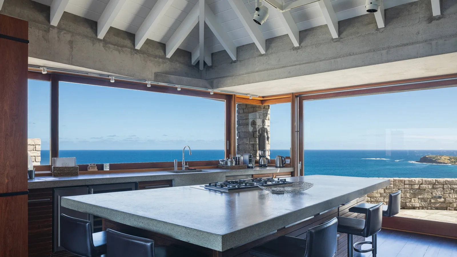 Kitchen and dining area at Villa DANSE DES ÉTOILES, a 5-bedroom villa in Pointe Milou, St Barth