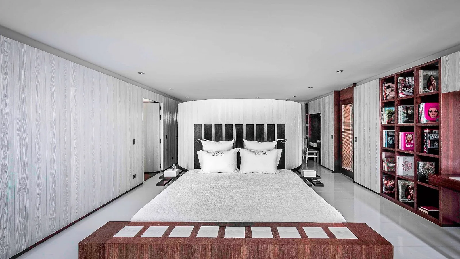 Indoor space with television at Villa Dunes