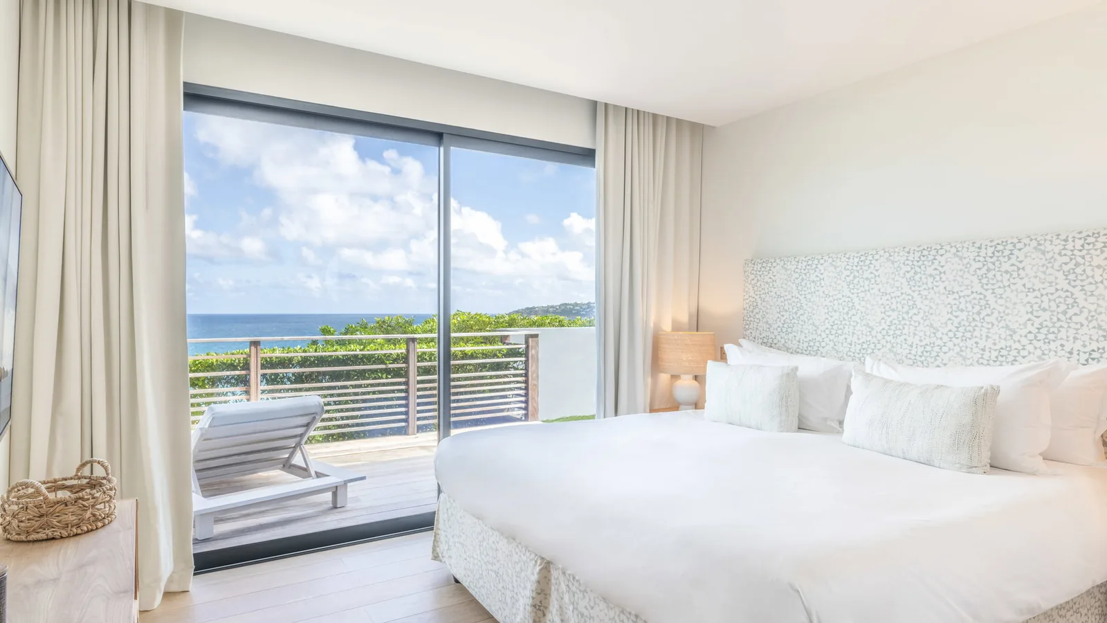 Television at Firefly villa in Anse des Cayes