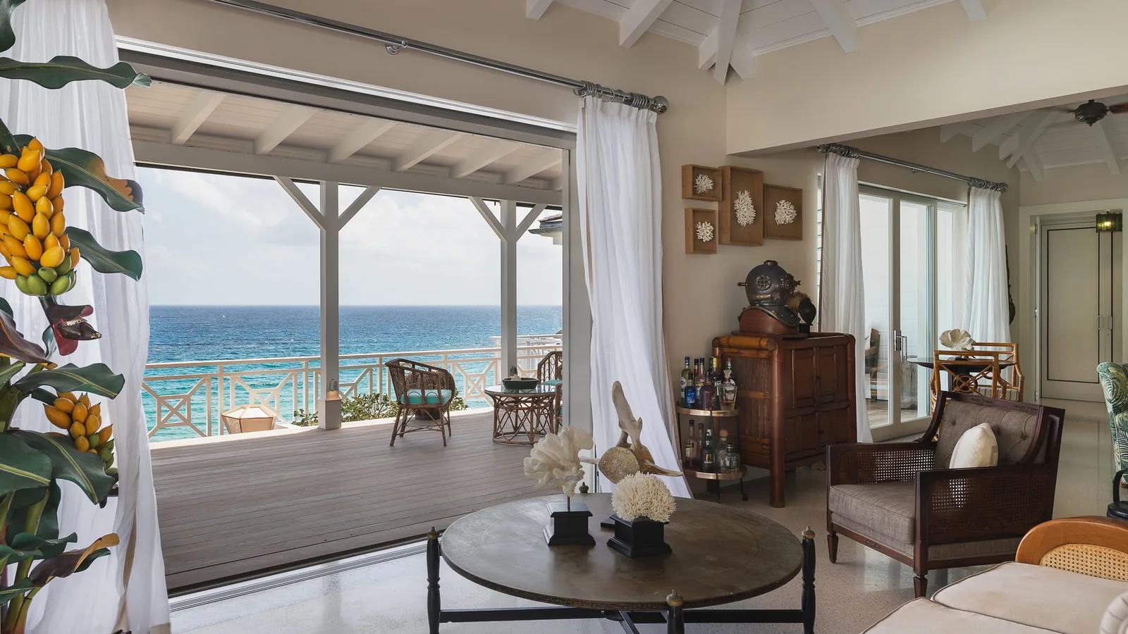 One of the eleven bedrooms at Il Faro Estate