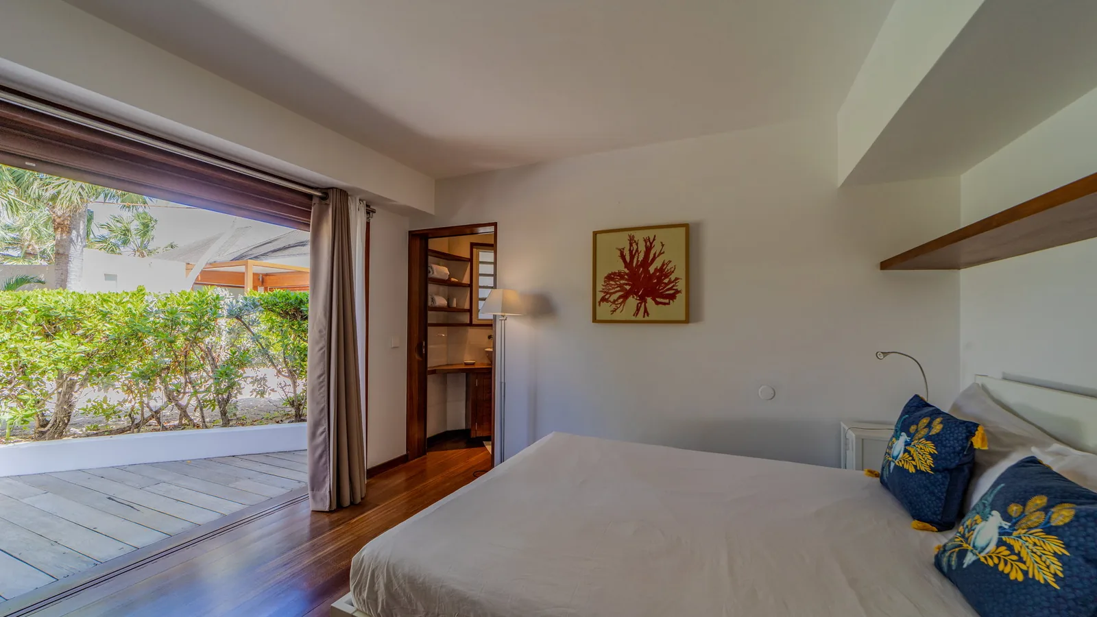 LA PLAGE villa in St Barth
