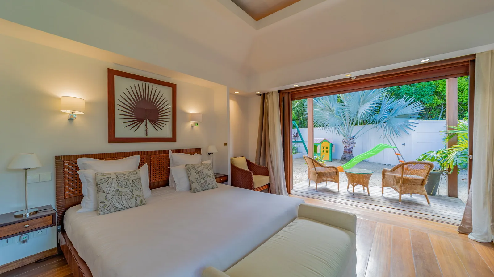 Travel cot available at La Plage villa in Lorient
