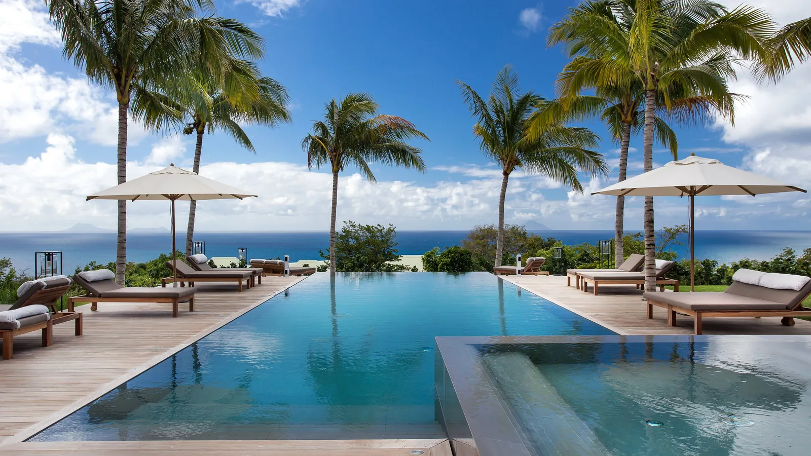 Maison Blanc Bleu, six-bedroom villa in Gouverneur, St Barth