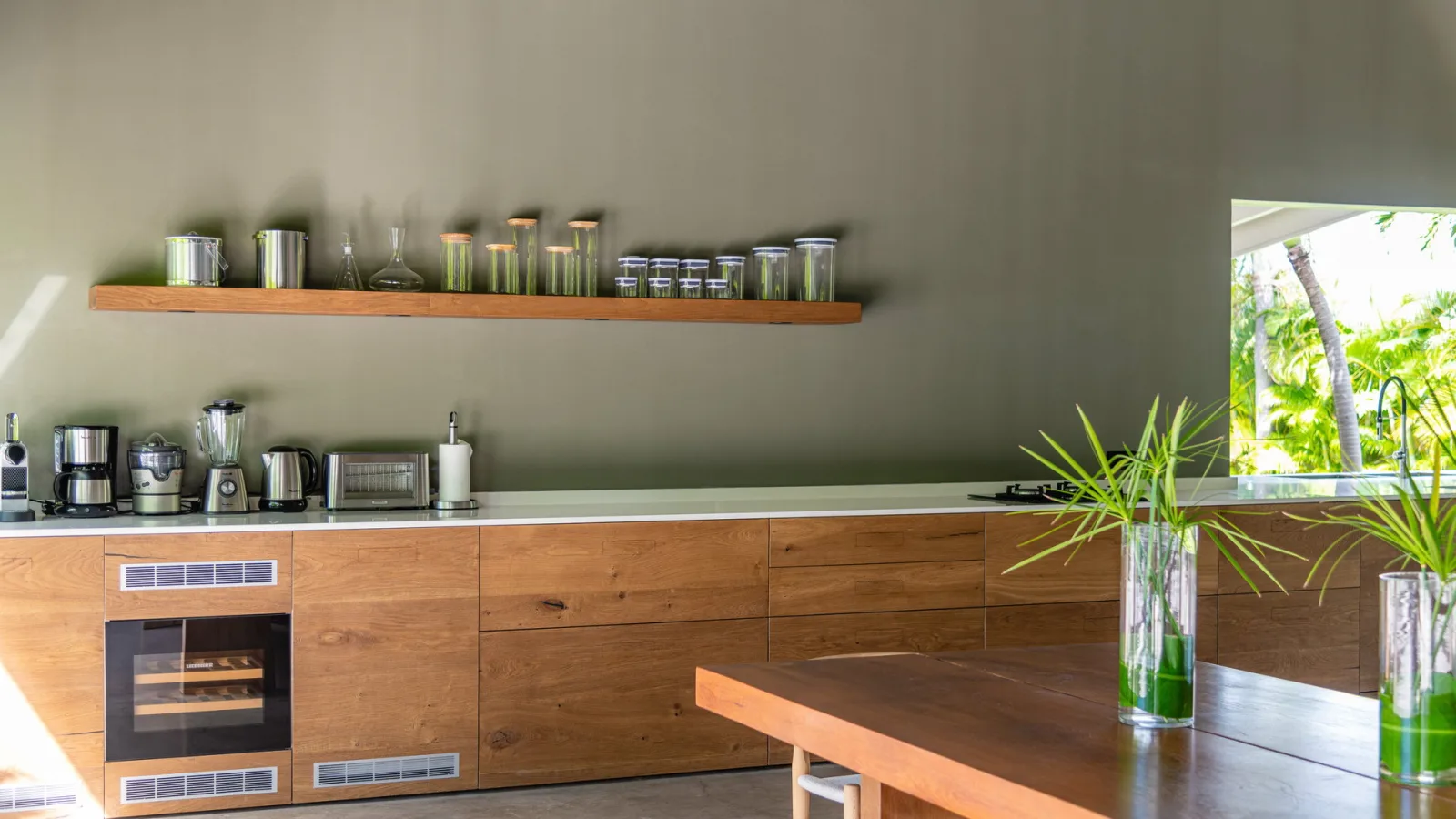 Kitchen and dining area at Villa MANOIR DE LORIENT, a 7-bedroom villa in Lorient, St Barth