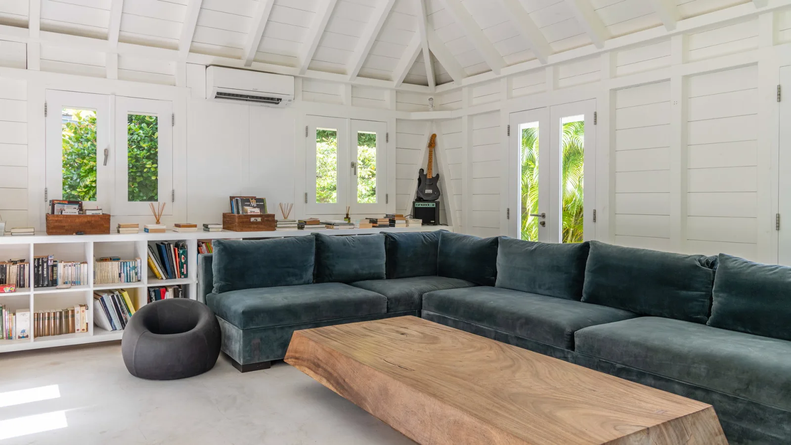 TV room at Villa MANOIR DE LORIENT, a 7-bedroom villa in Lorient, St Barth