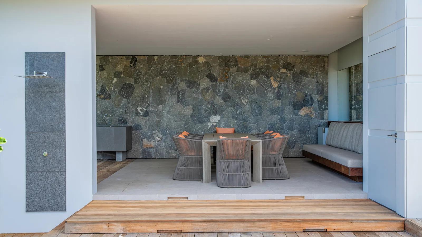 Air-conditioned bedroom at Panoramic, Lurin