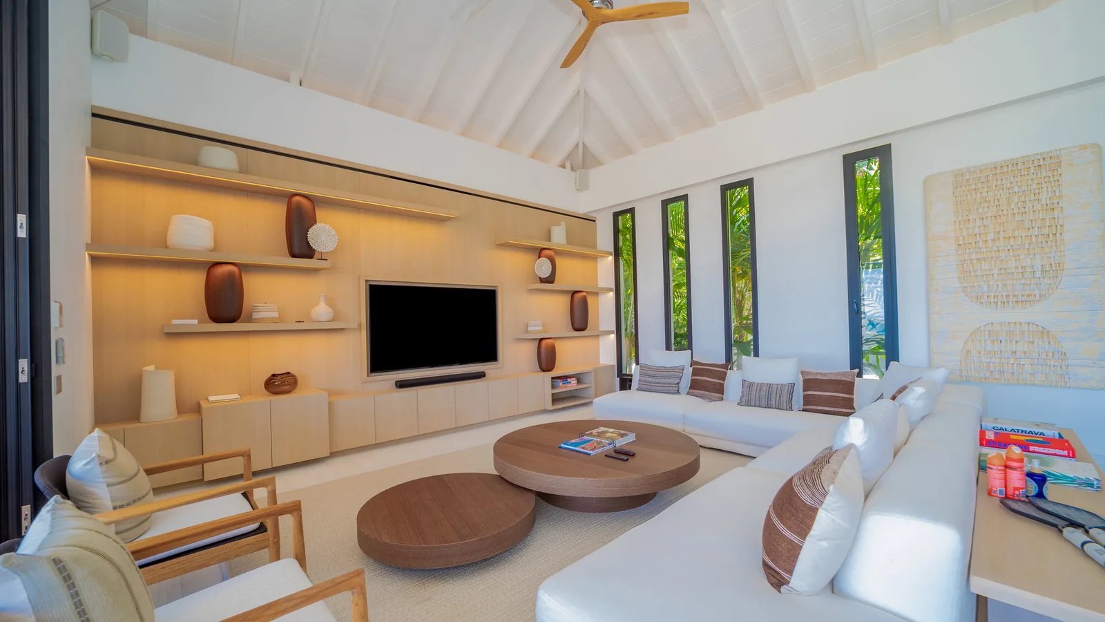 One of the five bedrooms at villa SEALA in St-Jean