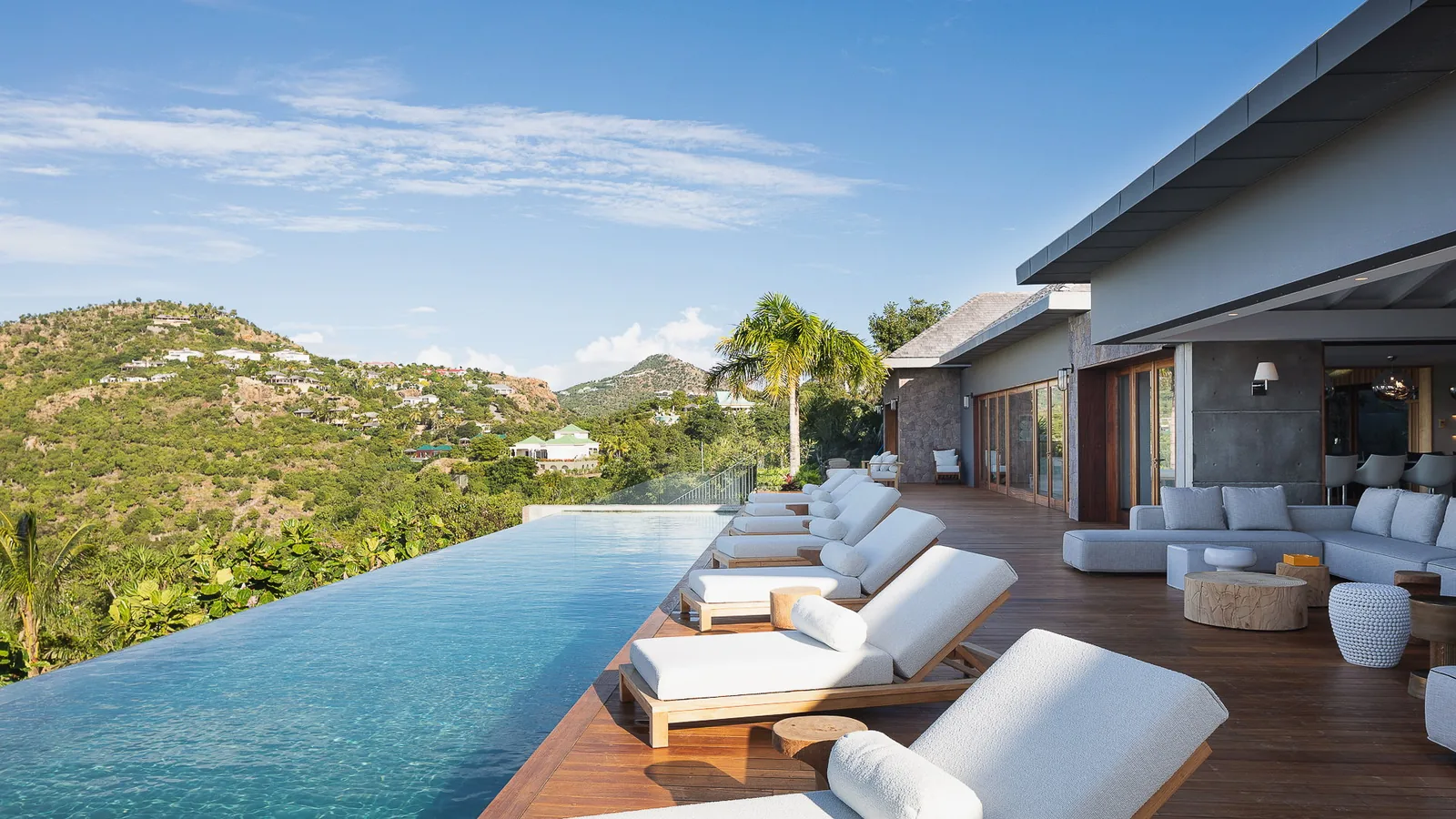 Hot tub at Villa UNIK