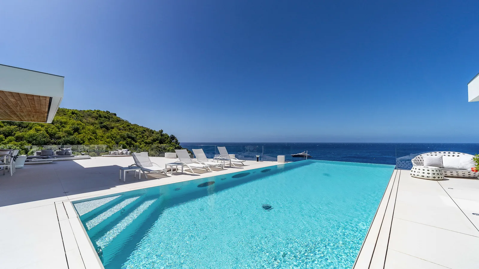 Private heated pool at Villa Vitti